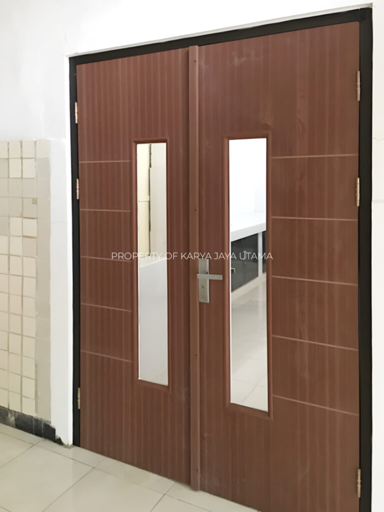 Pintu WPC Duma original (tanpa finishing) untuk proyek Rumah tinggal di Sidoarjo