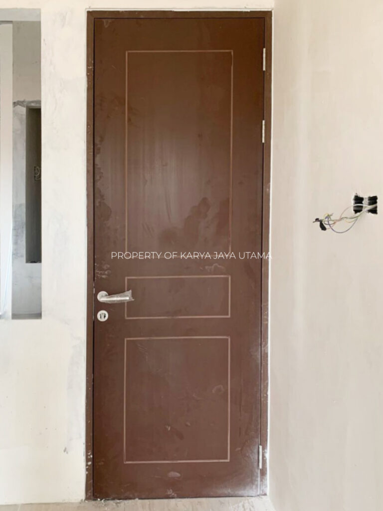 Pintu WPC Duma original (tanpa finishing) untuk proyek Rumah tinggal di Surabaya